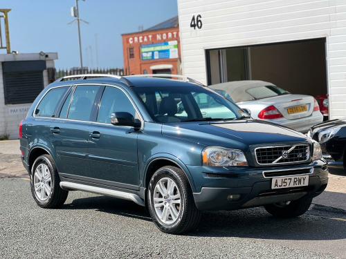 Volvo XC90 4.4 V8 SE Lux