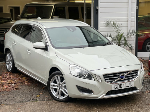 Volvo V60  T6 SE Lux 3.0 Automatic