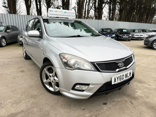 Kia ceed  1.6 CRDi 3