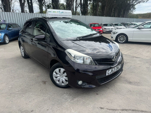 Toyota VITZ  1.3 CIER 5DR