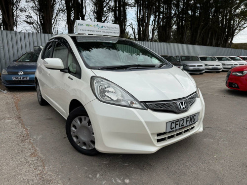 Honda FIT  1.3 GP1 AUTO 