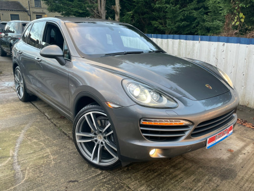 Porsche Cayenne  3.0D V6 TIPTRONIC  FULL PORSCHE HISTORY 