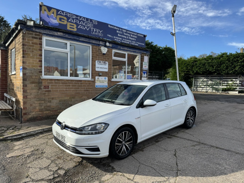 Volkswagen Golf  1.5 TSI EVO SE Nav