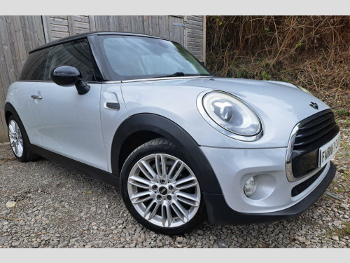 MINI Hatch  1.5 Cooper D 3-Door Hatch