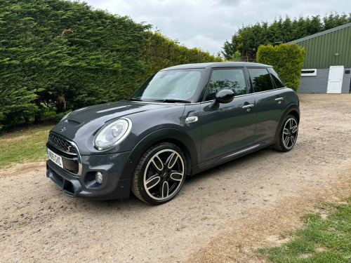 MINI Hatch  2.0 Cooper S Euro 6 (s/s) 5dr