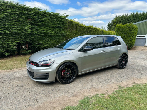 Volkswagen Golf  2.0 TDI BlueMotion Tech GT Edition DSG Euro 6 (s/s) 5dr