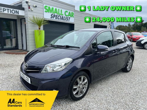 Toyota Yaris  1.33 VVT-i SR 5dr