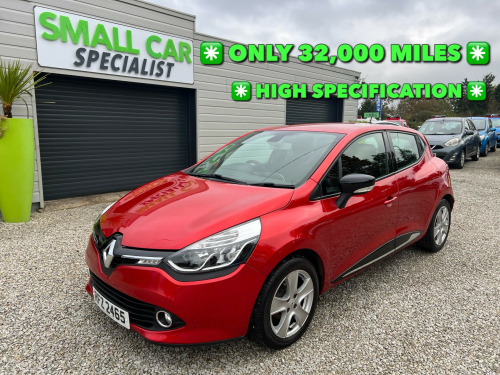 Renault Clio  1.2 16V Dynamique MediaNav 5dr