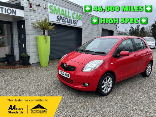 Toyota Yaris  1.3 VVT-i SR Hatchback 5dr Petrol Manual (141 g/km, 85 bhp) 