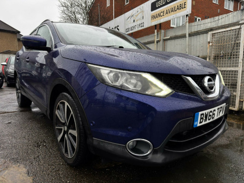 Nissan Qashqai  1.2 DIG-T Tekna XTRON 2WD Euro 6 (s/s) 5dr 