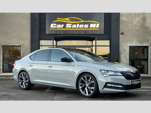 Skoda Superb  2.0 TDI SportLine Plus Hatchback 5dr Diesel DSG 