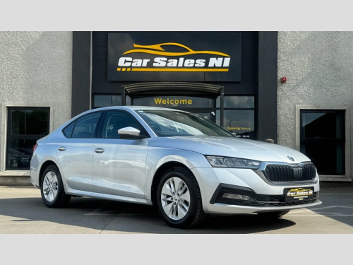 Skoda Octavia  2.0 TDI SE Hatchback 5dr Diesel Manual 