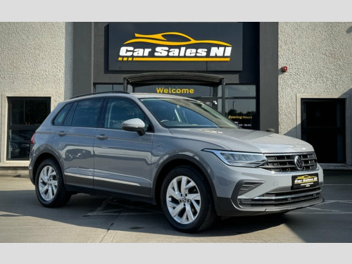 Volkswagen Tiguan  2.0 TDI Life SUV 5dr Diesel DSG 