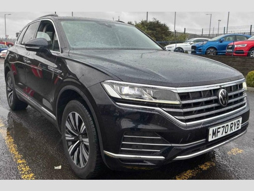 Volkswagen Touareg  3.0 TDI V6 SEL Tech SUV 5dr Diesel Tiptronic 4Moti 