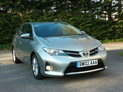 Toyota Auris  1.6 V-Matic Icon Multidrive S Euro 5 5dr