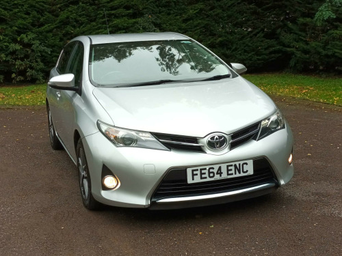 Toyota Auris  1.6 V-Matic Icon Plus Euro 5 5dr