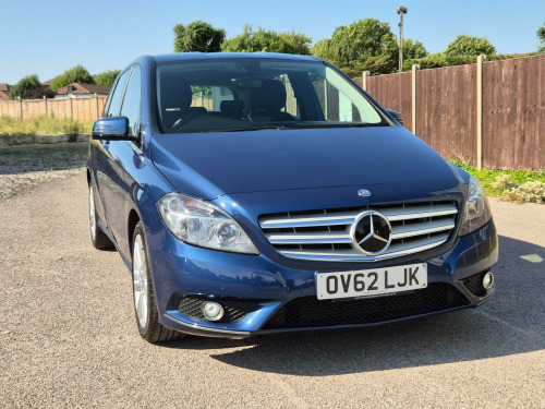 Mercedes-Benz B-Class B180 1.6 B180 BlueEfficiency SE 7G-DCT Euro 5 (s/s) 5dr