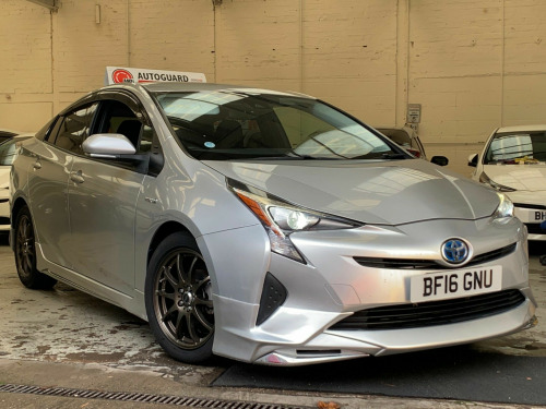 Toyota Prius  1.8 VVT-h Excel CVT Euro 6 (s/s) 5dr (15in Alloy)