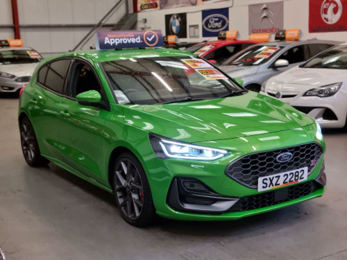 Ford Focus  2.3 Focus ST 5 door 2.3L EcoBoost 280PS FWD 6 Speed Manual