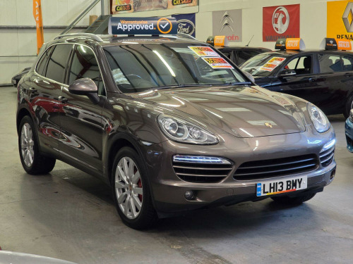 Porsche Cayenne  3.0 TD V6