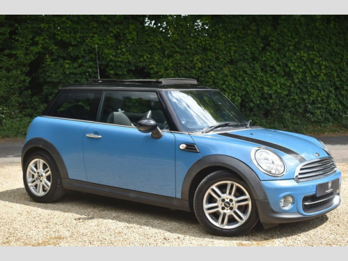 MINI Hatch  1.6 Cooper Hatchback 3dr Petrol Auto Euro 6 (122 p