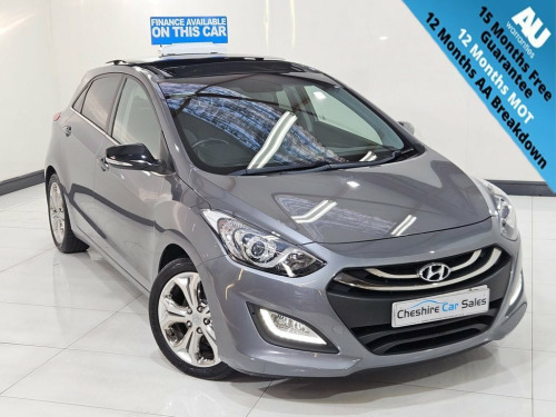 Hyundai i30  1.6 CRDi SE Hatchback 5dr Diesel Manual Euro 5 (Pa