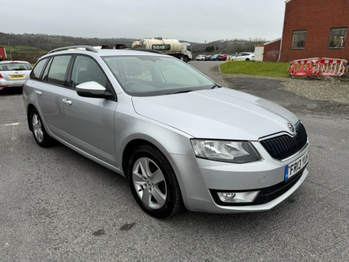 Skoda Octavia  1.6 TDI SE Estate 5dr Diesel Manual Euro 5 (s/s) (