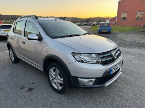 Dacia Sandero Stepway  0.9 TCe Laureate Hatchback 5dr Petrol Manual Euro 