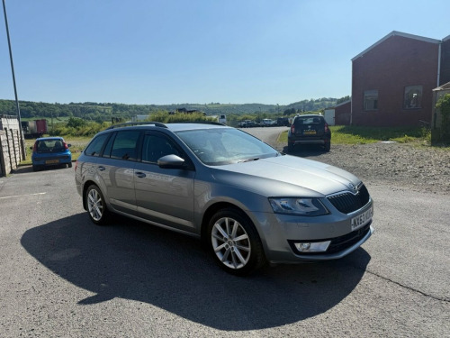 Skoda Octavia  2.0 TDI Elegance Estate 5dr Diesel Manual Euro 5 (