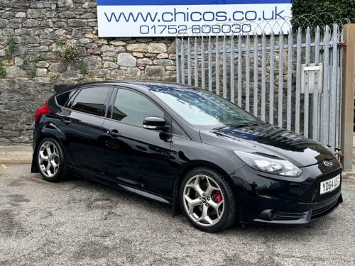 Ford Focus  2.0T EcoBoost ST-3 Hatchback 5dr Petrol Manual Eur