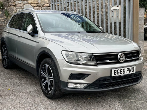 Volkswagen Tiguan  2.0 TDI BlueMotion Tech SE Navigation SUV 5dr Dies