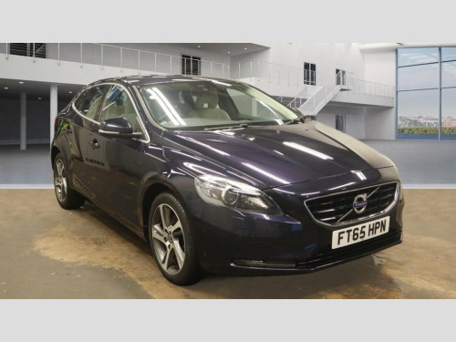 Volvo V40  2.0 T3 SE Lux Nav Hatchback 5dr Petrol Manual Euro