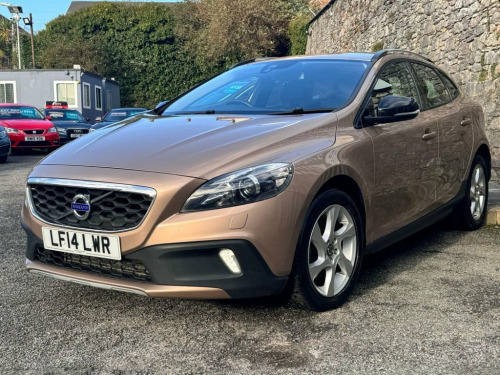 Volvo V40  1.6 D2 Lux Hatchback 5dr Diesel Powershift Euro 5 