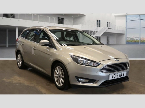 Ford Focus  1.6 Titanium Estate 5dr Petrol Powershift Euro 6 (