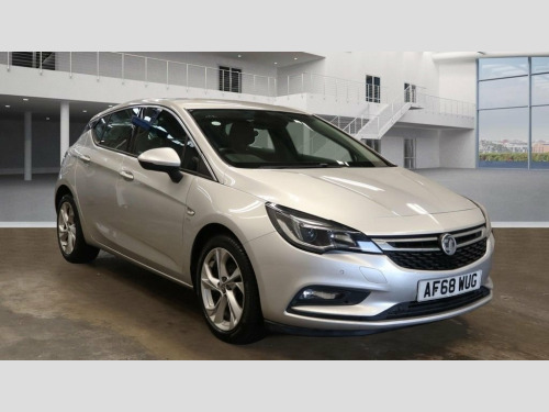 Vauxhall Astra  1.4i SRi Nav Hatchback 5dr Petrol Manual Euro 6 (1