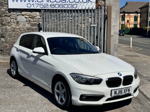 BMW 1 Series  1.5 118i SE Hatchback 5dr Petrol Manual Euro 6 (s/