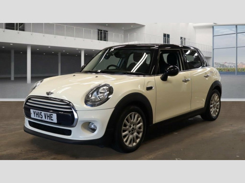 MINI Hatch  1.5 Cooper Hatchback 5dr Petrol Auto Euro 6 (s/s) 