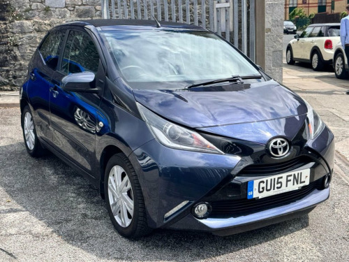 Toyota AYGO  1.0 VVT-i x-pression Hatchback 5dr Petrol Manual E