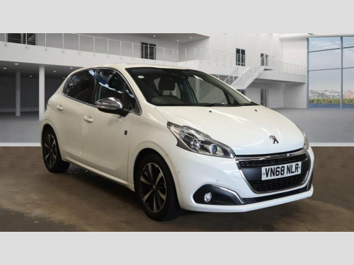 Peugeot 208  1.2 PureTech Tech Edition Hatchback 5dr Petrol Man
