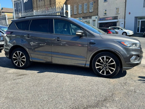 Ford Kuga  2.0 TDCi EcoBlue ST-Line SUV 5dr Diesel Manual AWD