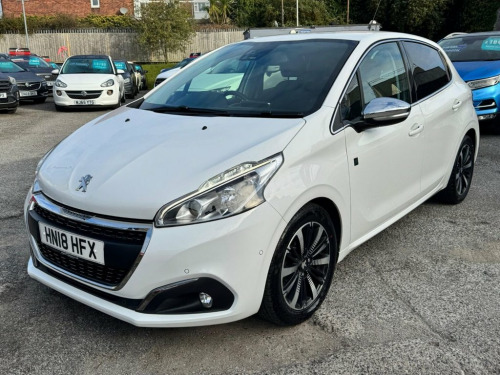 Peugeot 208  1.2 PureTech Tech Edition Hatchback 5dr Petrol Man