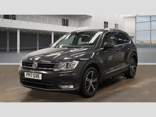 Volkswagen Tiguan  2.0 TDI BlueMotion Tech SE Navigation SUV 5dr Dies 