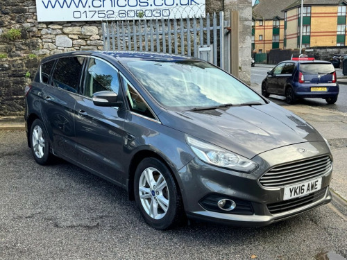 Ford S-MAX  2.0 TDCi Titanium MPV 5dr Diesel Manual Euro 6 (s/ 