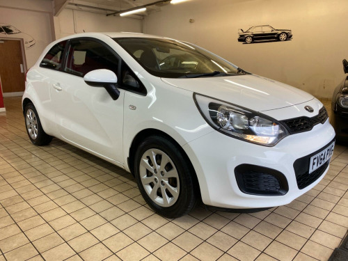 Kia Rio  1.3 1