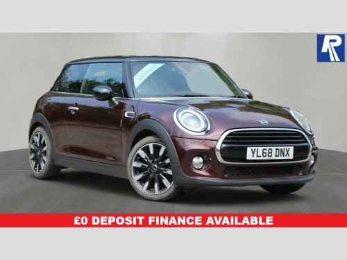 MINI Hatch  1.5 Cooper 3dr Steptronic ** Chili + Navigation Pa