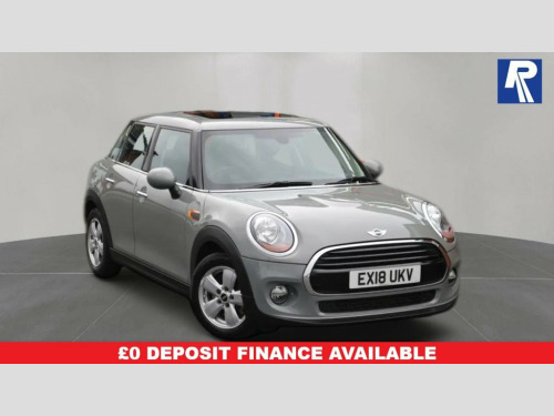 MINI Hatch  1.5 Cooper Hatchback 5dr Steptronic  **Low Miles +