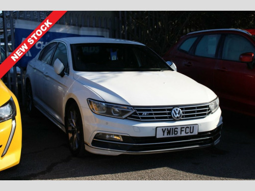 Volkswagen Passat  2.0 TDI BlueMotion Tech R-Line 4dr DSG *Full Servi