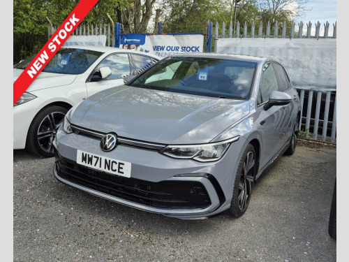 Volkswagen Golf  1.5 TSI R-Line 5dr  ** Sat Nav ** Upgrade Alloys *