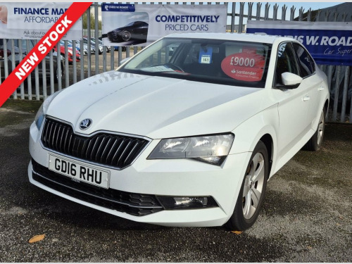 Skoda Superb  1.4 TSI ACT SE 5dr ** SmartLink + Adaptive Cruise