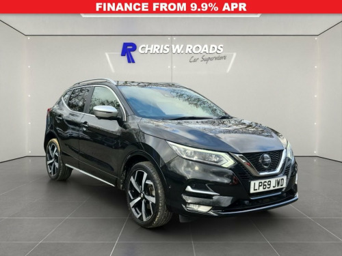 Nissan Qashqai  1.3 DIG-T Tekna+ 5dr  ** Park Assist + Pan Roof ** 